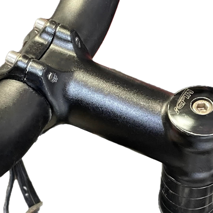 The accessory Overhead shooting view used to connect the handlebars and the front fork of the Jansno X50